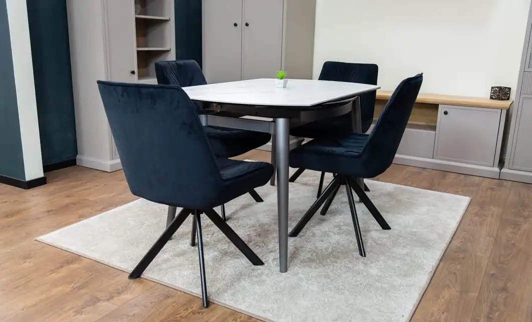 Set Masă Living Extensibilă CT106 Blat Ceramic Alb cu 4 Scaune Tapițate KJC356 Negre 4