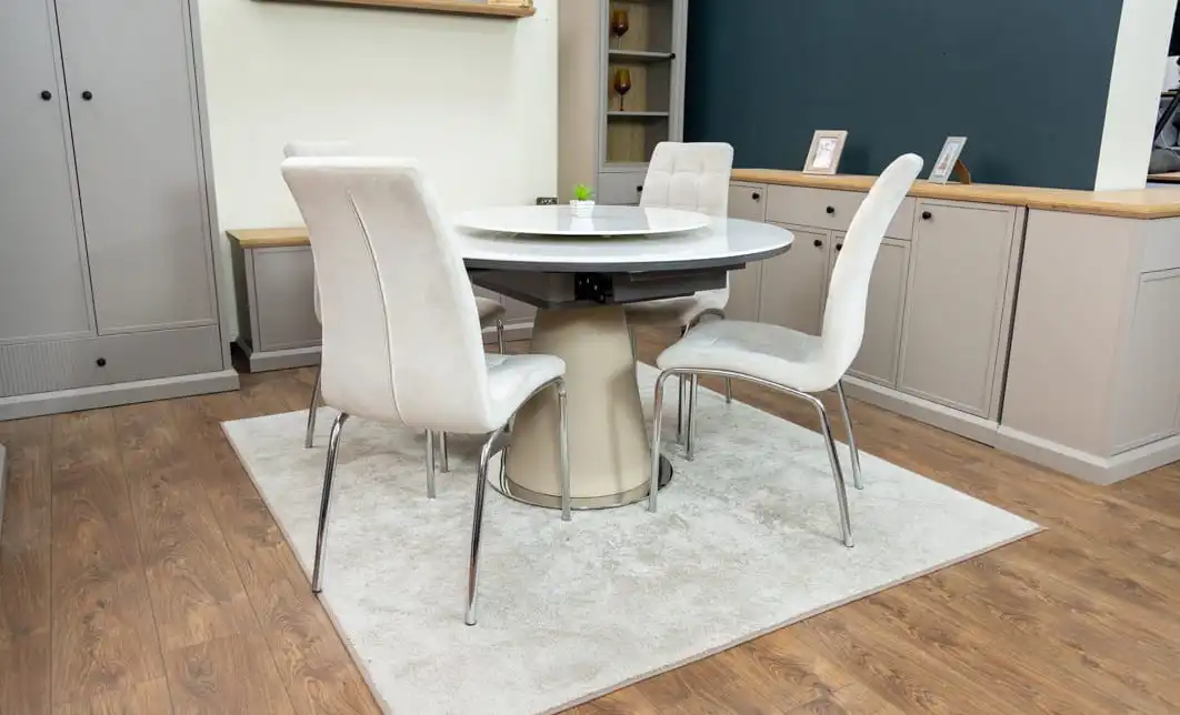 Set Masă Living Extensibilă CT163 Blat Ceramic Alb cu 4 Scaune Tapițate F630 Bej 3
