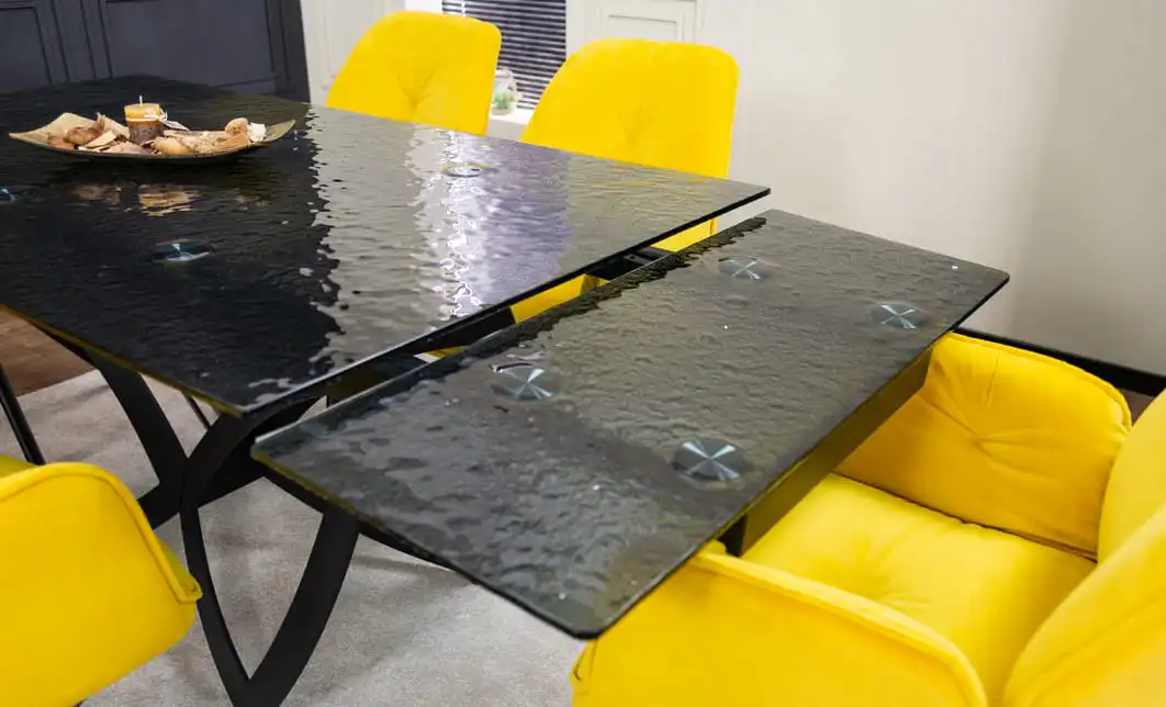 Set Masă Living Extensibilă CT241 Blat Sticlă Securizată Neagră cu 6 Scaune KJC80 Galbene 9