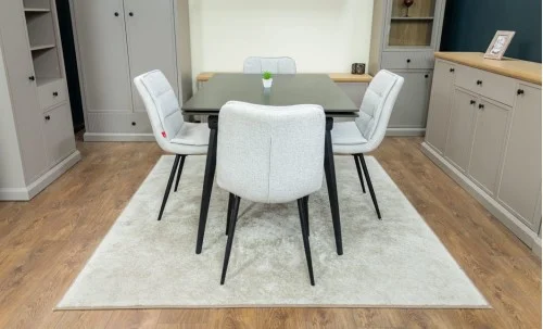 Set Masă Living Extensibilă DTM0101 Blat Ceramic Gri cu 4 Scaune DCM2001AF Bej