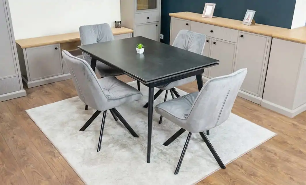 Set Masă Living Extensibilă DTM0101 Blat Ceramic Gri cu 4 Scaune Rotative KJC356 Gri