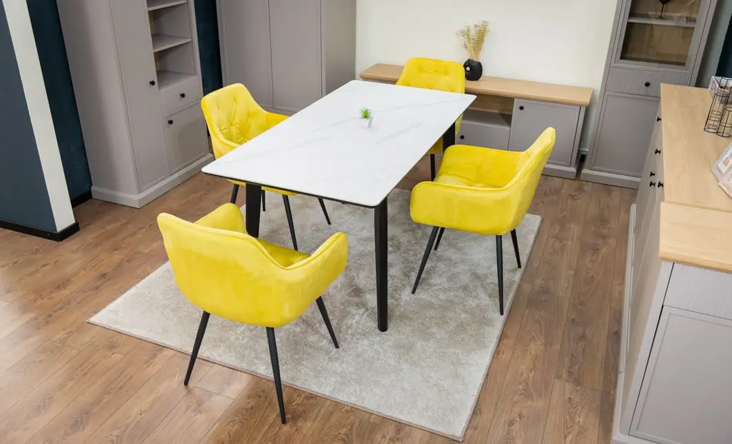 Set Masă Living Extensibilă KJT4711-1 Alb cu 4 Scaune Tapițate KJC38 Galbene 4