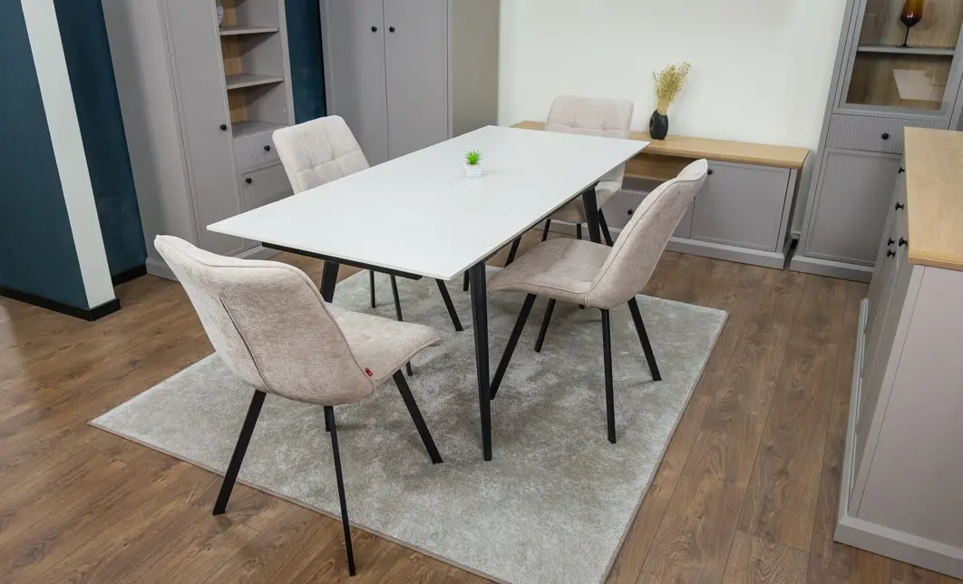 Set Masă Living Extensibilă DTM0101CS Bej cu 4 Scaune Tapițate DCM1801CF Bej 8
