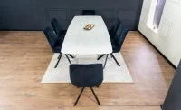 Set Masă Living Extensibilă DTM0405CS Blat Ceramic Bej cu 6 Scaune Rotative KJC356 Negre 7