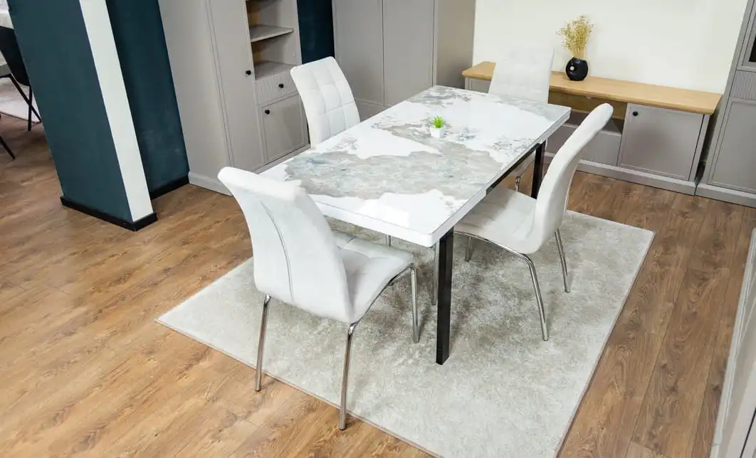 Set Masă Living Extensibilă Blat Ceramic KJT416 Alb-Cappuccino cu 4 Scaune F630 Bej