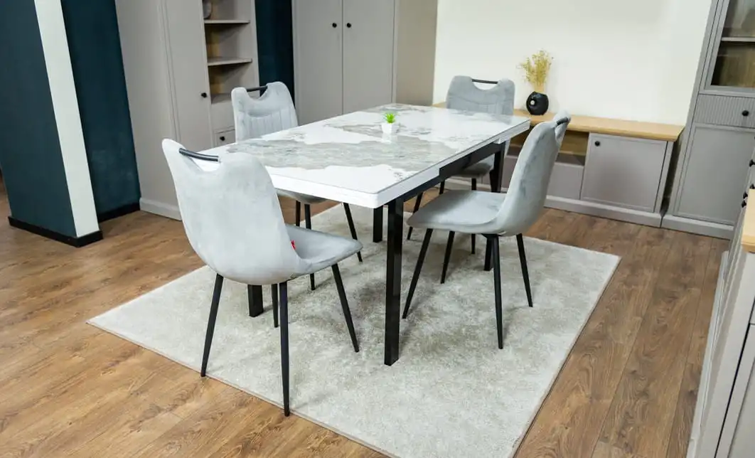 Set Masă Living Extensibilă Blat Ceramic KJT416 Alb-Cappuccino cu 4 Scaune KJC0358 Gri
