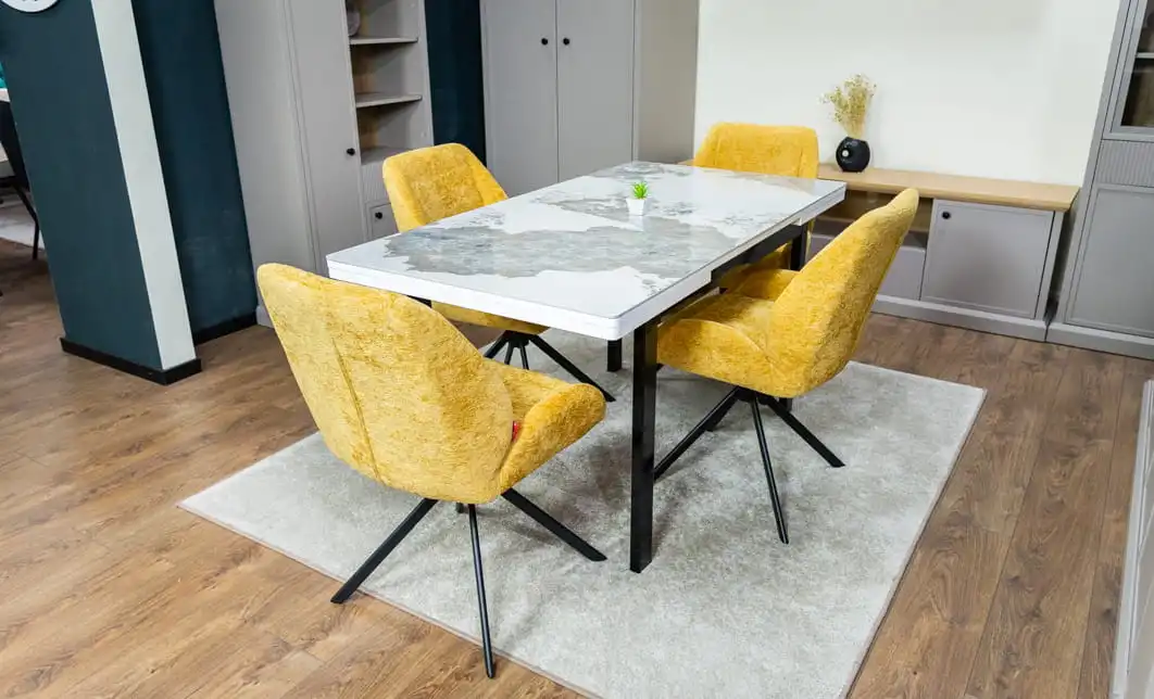 Set Masă Living Extensibilă Blat Ceramic KJT416 Alb-Cappuccino cu 4 Scaune KJC4347 Galbene