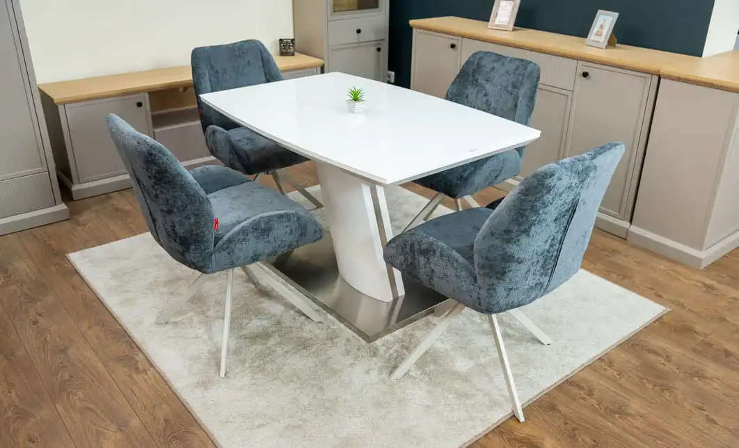 Set Masă Living Extensibilă KJT380 Blat Lucios Alb cu 4 Scaune Rotative DCM0104CS Gri