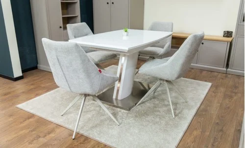 Set Masă Living Extensibilă KJT380 Blat Lucios Alb cu 4 Scaune Rotative DCM0108CS Gri Deschis