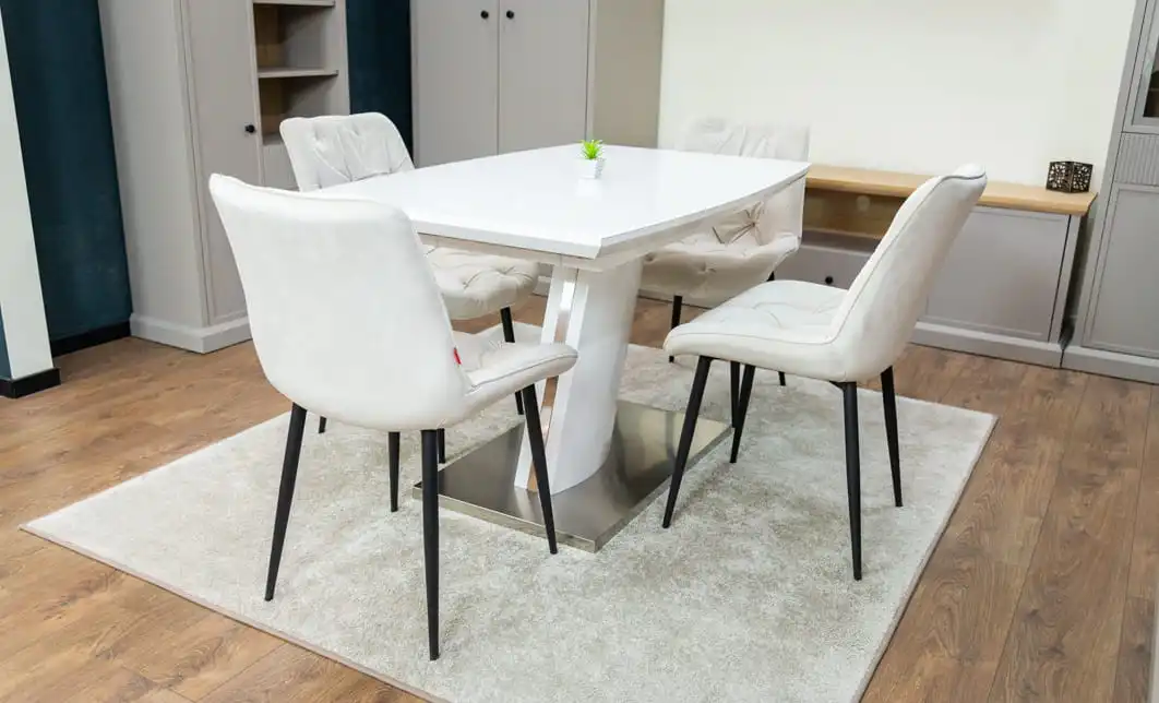 Set Masă Living Extensibilă KJT380 Blat Lucios Alb cu 4 Scaune Tapițate KJC0357 Bej 3
