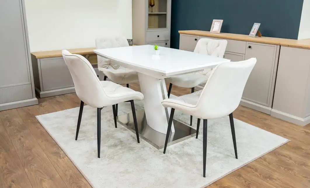 Set Masă Living Extensibilă KJT380 Blat Lucios Alb cu 4 Scaune Tapițate KJC0357 Bej 2