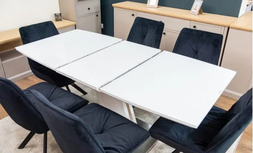 Set Masă Living Extensibilă KJT380 Blat Lucios Alb cu 6 Scaune Rotative KJC356 Negre