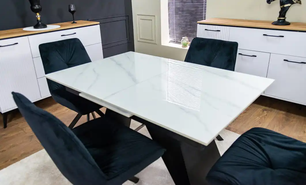 Set Masă Living Extensibilă KJT417 Albă cu 4 Scaune KJC356 Negre 5