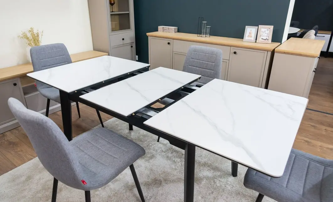Set Masă Living Extensibilă KJT4711-1 Alb cu 4 Scaune KJC5341 Gri