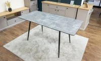 Set Masă Living Extensibilă KJT546 Gri cu 4 Scaune Tapițate KJC0358 Negre 3