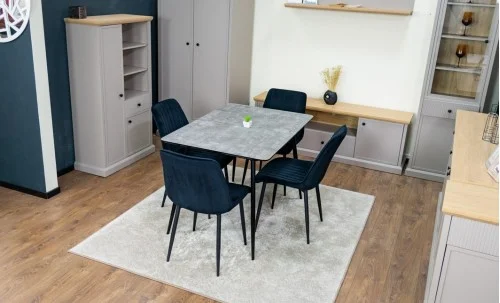 Set Masă Living Extensibilă KJT546 Gri cu 4 Scaune Tapițate KJC176 Negre