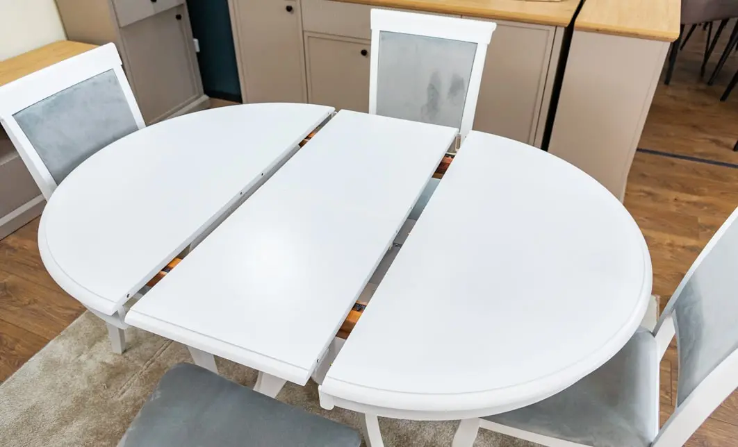 Set Masă Living Extensibilă Olivia Alb cu 4 Scaune Aberden