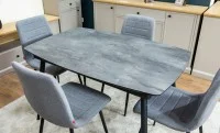 Set Masă Living Extensibilă Yense 125 Gri cu 4 Scaune Tapițate KJC5341 Gri