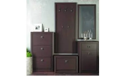 Pantofar Koen MDF BUT3D