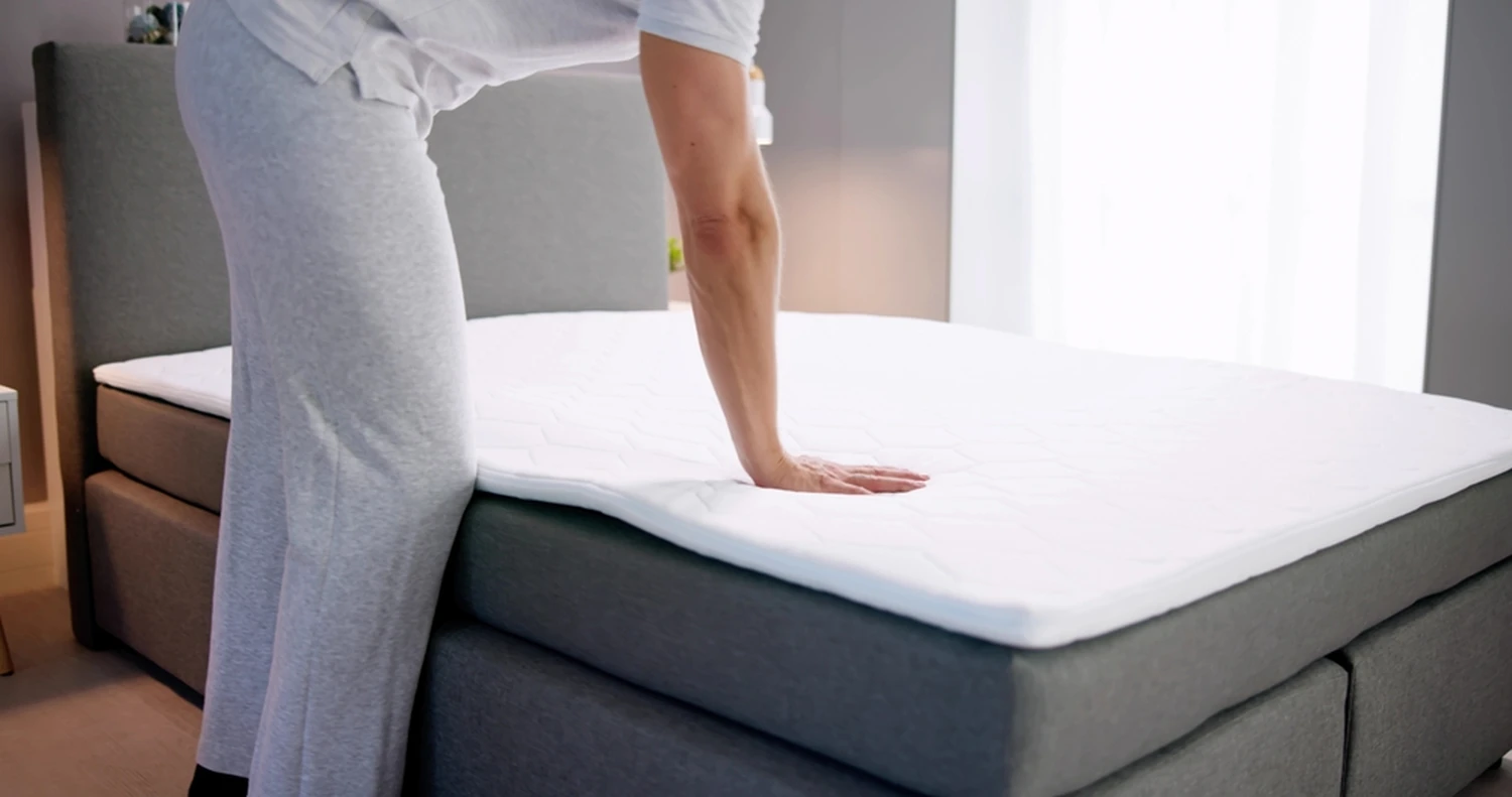 Saltea din spumă cu memorie, confortabilă pentru cei care dorm pe o parte